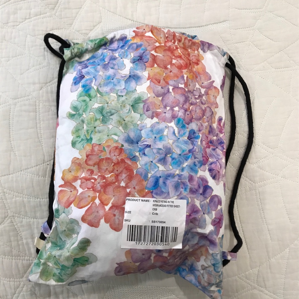 Kip and Co hydrangea standard crib sheet
